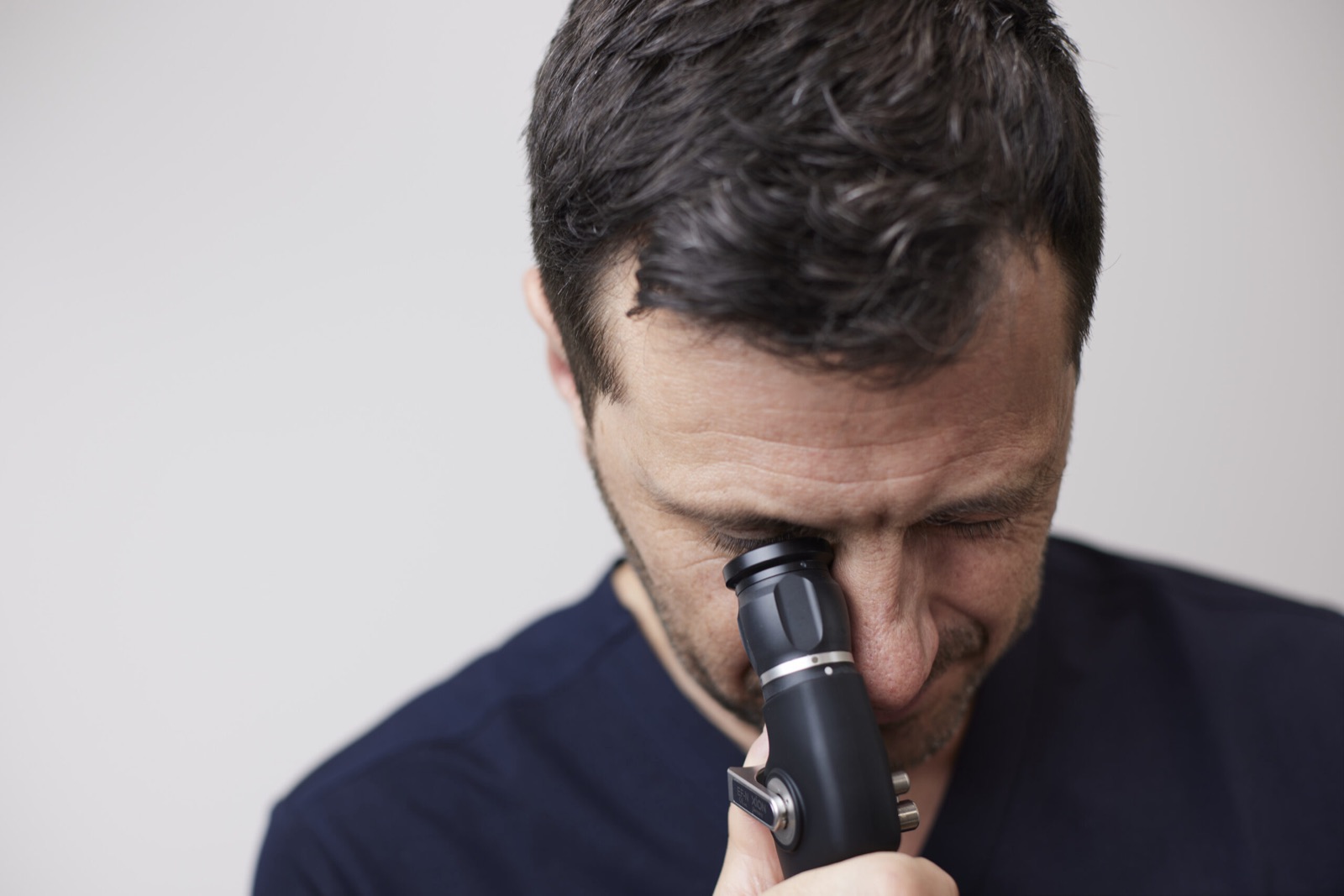 OA Dr. Martin Dejaco bei der Diagnostik